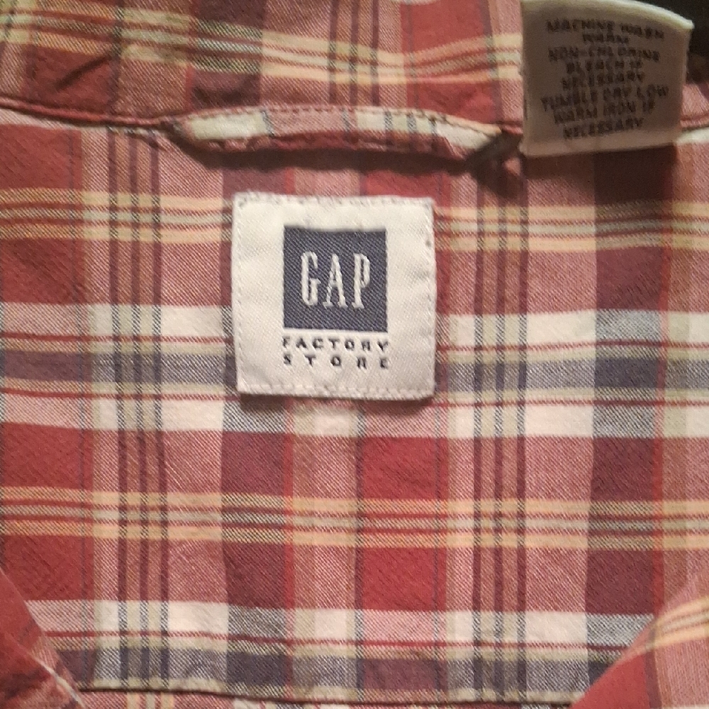 Gap Factory Red,WHite & Blue Plaid SS Shirt W Front Pocket Xl